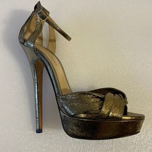 Jimmy Choo Gold metallic twist heels sandals